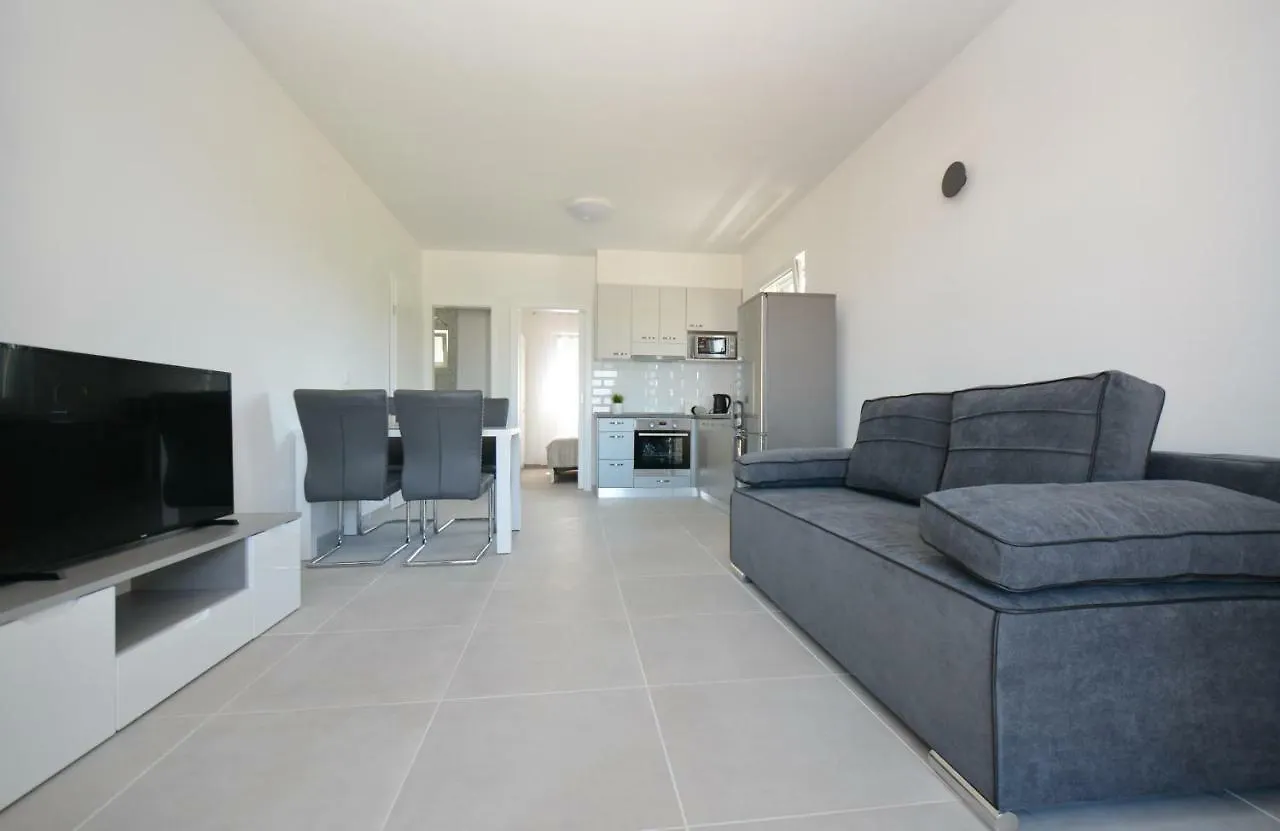 Apartments Piazza Nin Chorwacja